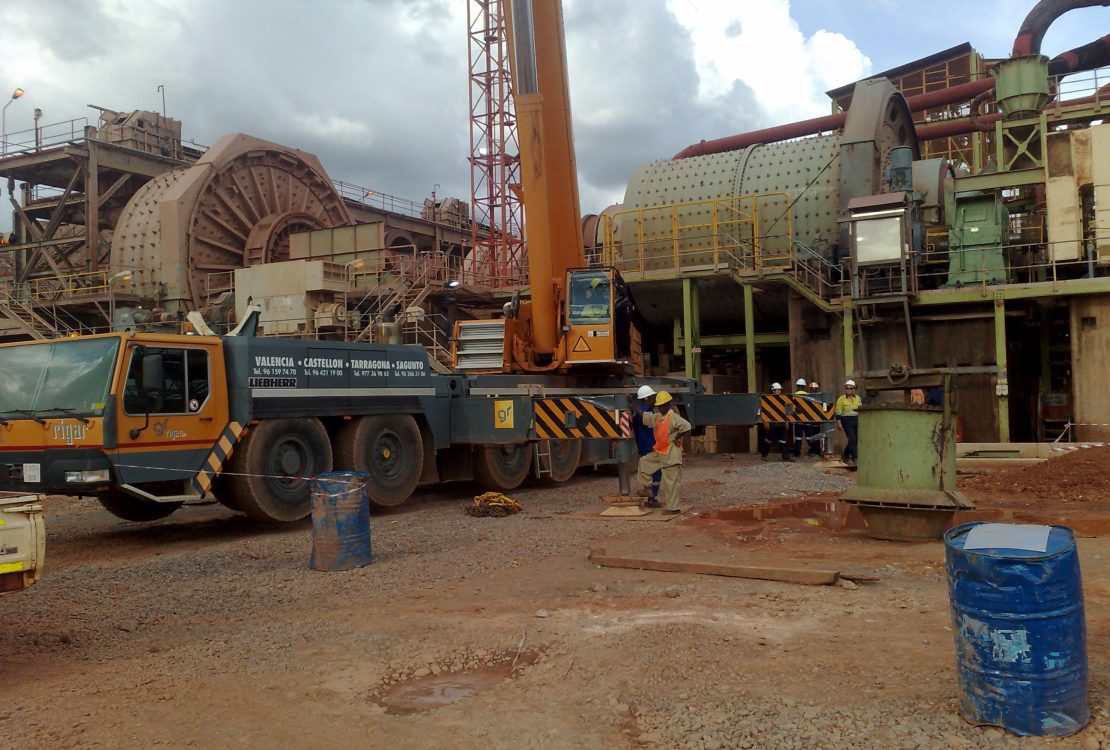 Gold mining facility, Guinea, 2011