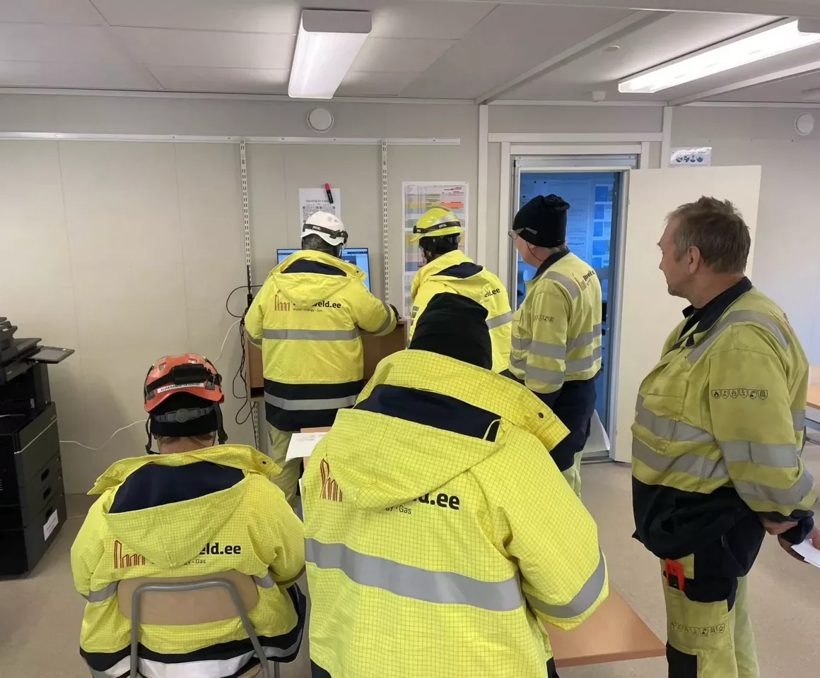 welders and fitters getting his job order in morning